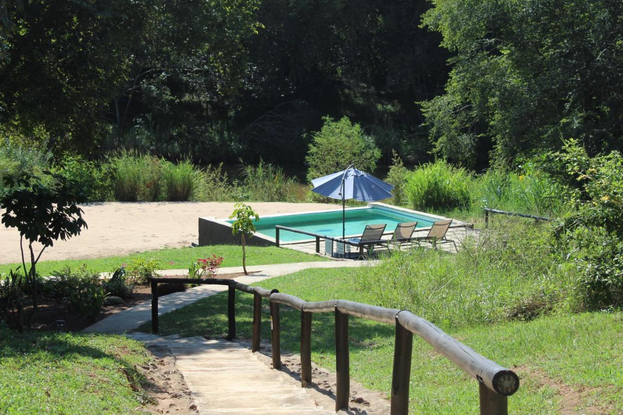 Lions Rock Rapids - Luxury Tented Camp Hazyview Ngoại thất bức ảnh