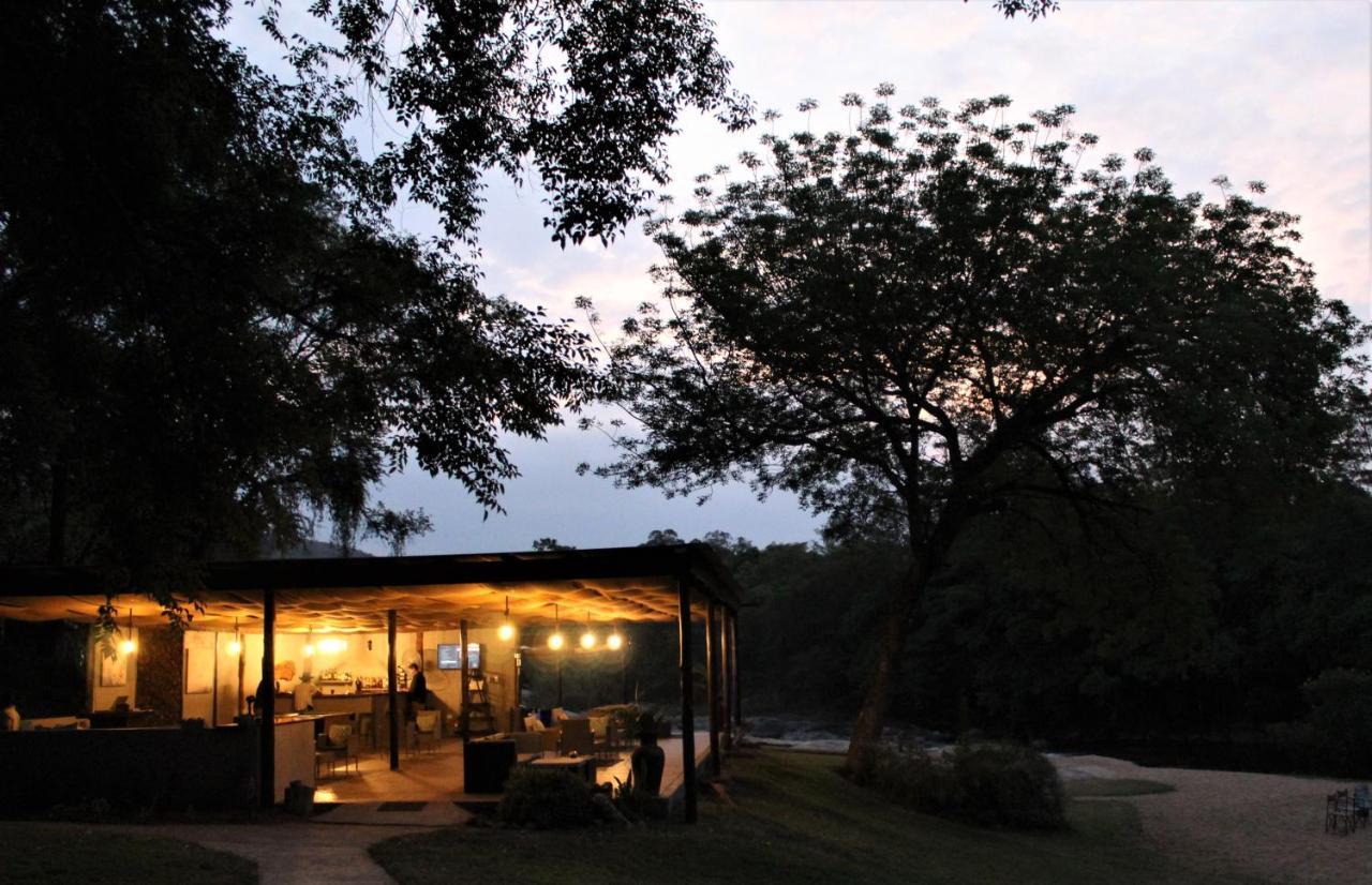 Lions Rock Rapids - Luxury Tented Camp Hazyview Ngoại thất bức ảnh