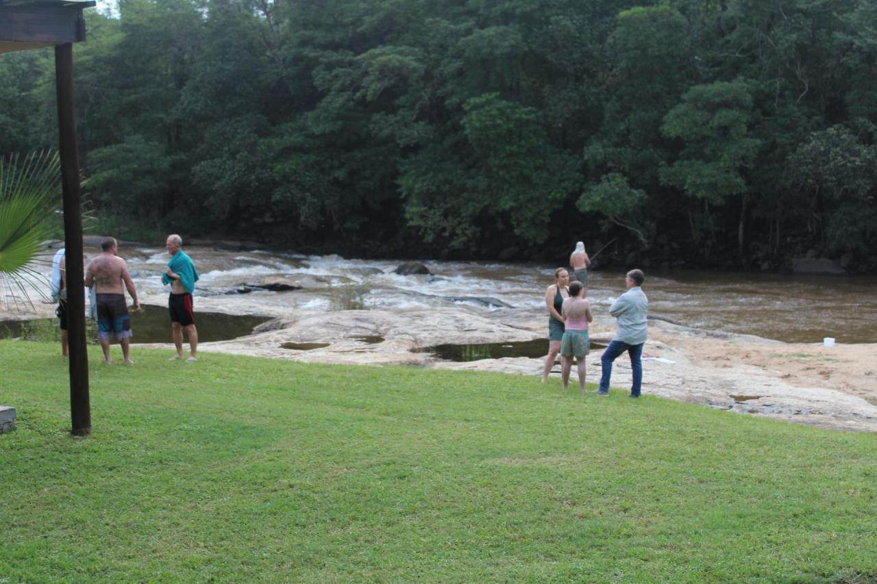 Lions Rock Rapids - Luxury Tented Camp Hazyview Ngoại thất bức ảnh